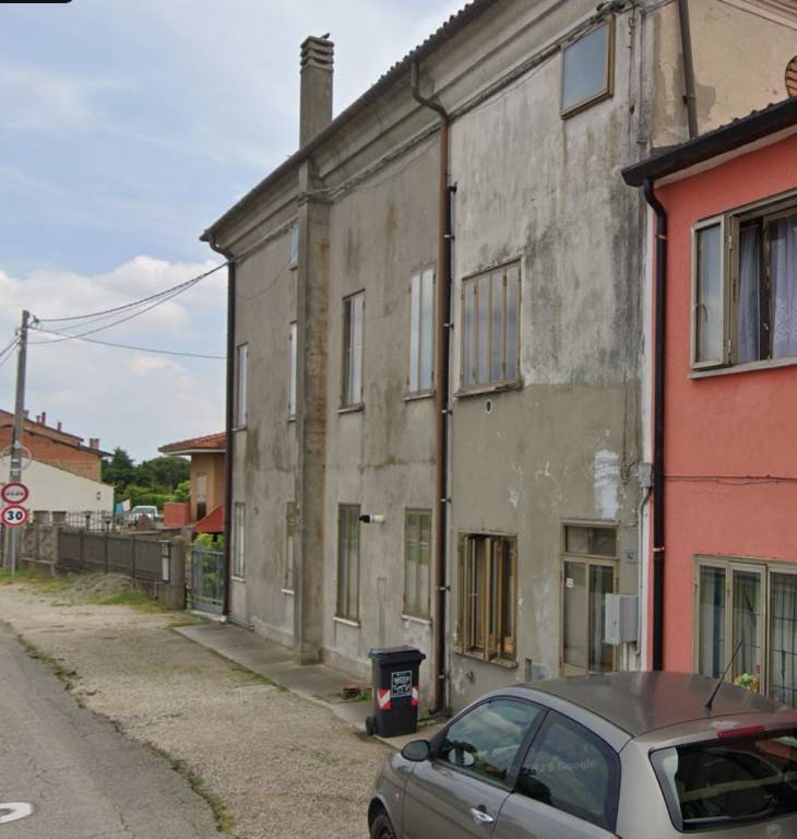 terreno edificabile in vendita a Badia Polesine in zona Salvaterra