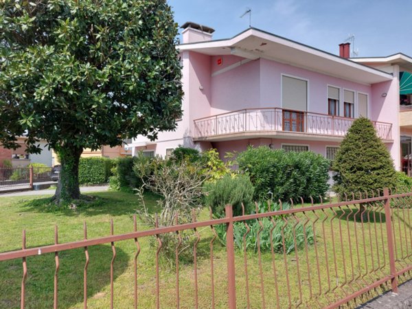 casa indipendente in vendita a Badia Polesine