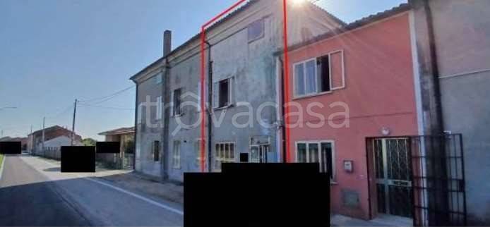 appartamento in vendita a Badia Polesine in zona Salvaterra