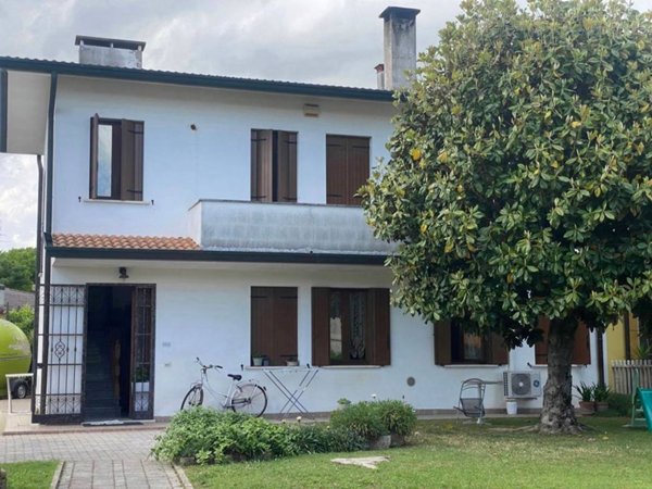 casa indipendente in vendita a Badia Polesine