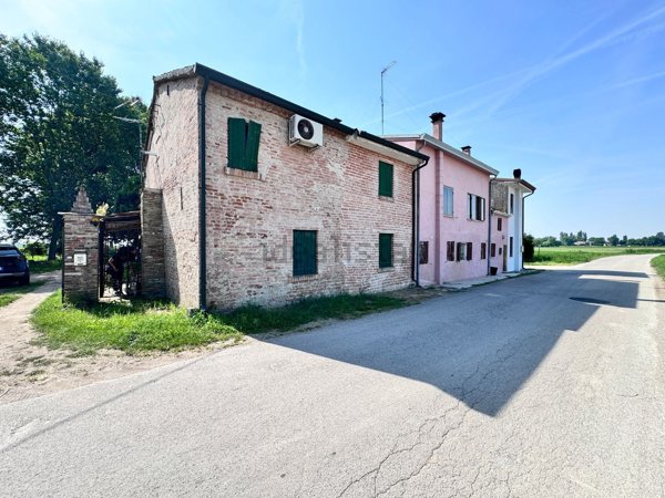 casa indipendente in vendita a Badia Polesine