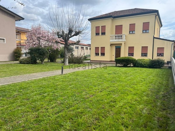 casa indipendente in vendita a Badia Polesine