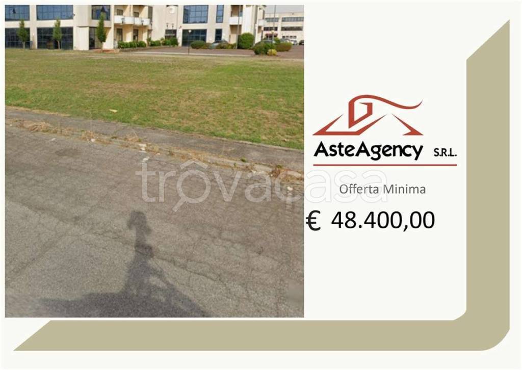 terreno edificabile in vendita a Badia Polesine in zona Crocetta