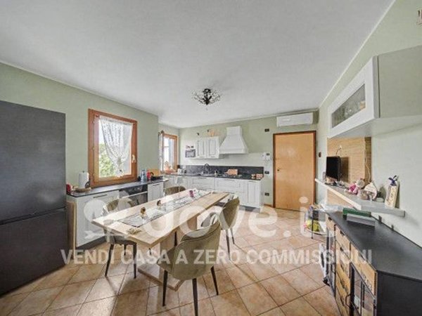 appartamento in vendita a Badia Polesine in zona Crocetta