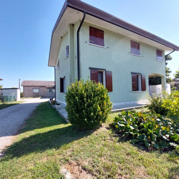 ufficio in vendita a Badia Polesine
