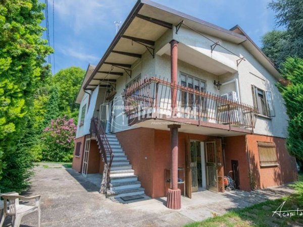 casa indipendente in vendita a Bagnolo di Po