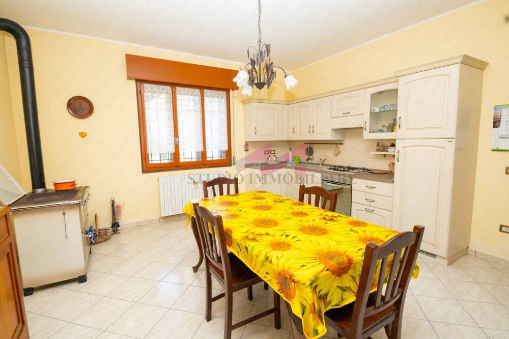 casa indipendente in vendita a Bergantino