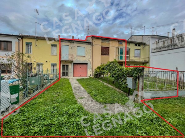 casa indipendente in vendita a Bergantino