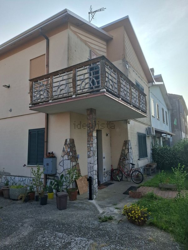 casa indipendente in vendita a Bergantino