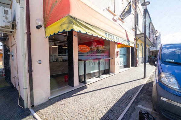 negozio in vendita a Bergantino