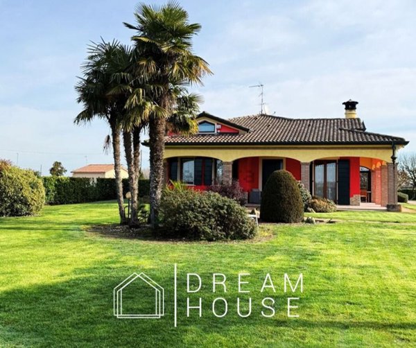 casa indipendente in vendita a Bergantino