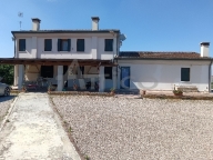 casa indipendente in vendita a Bosaro