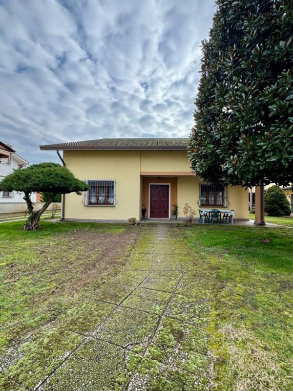 casa indipendente in vendita a Bosaro