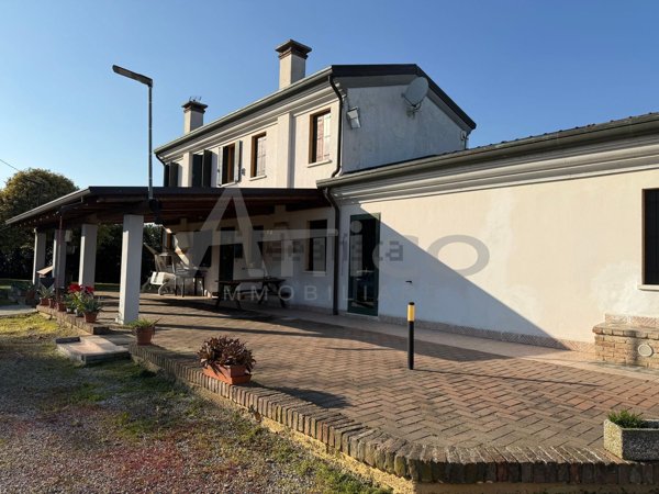 casale in vendita a Bosaro