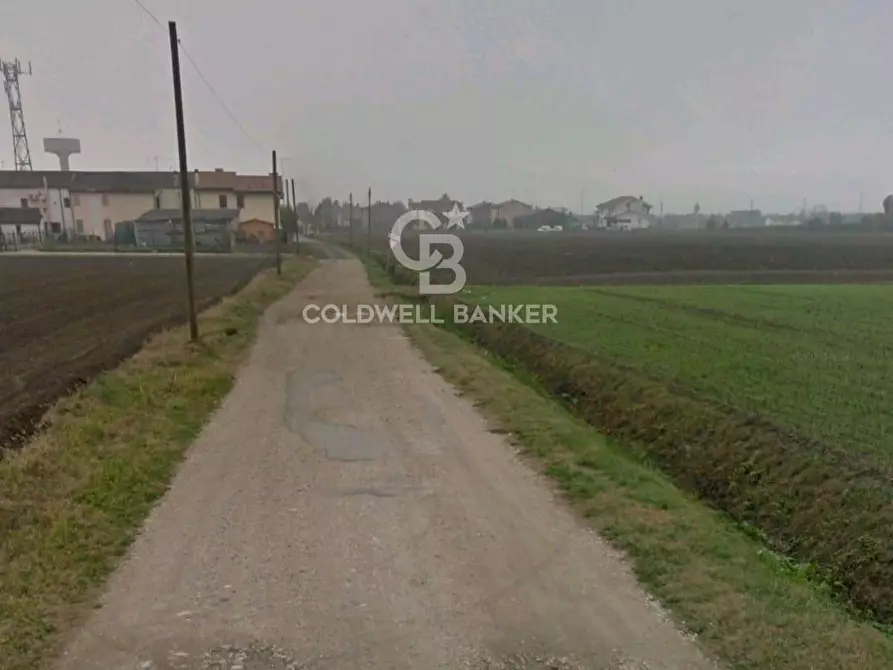 locale commerciale in vendita a Calto