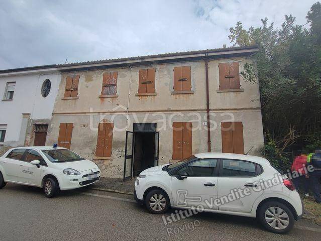 casa indipendente in vendita a Calto