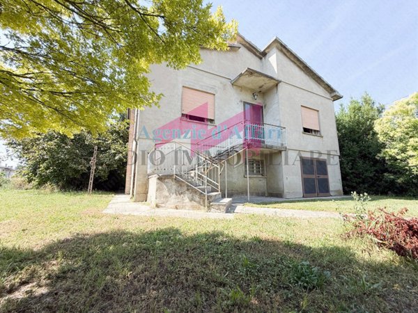 casa indipendente in vendita a Calto