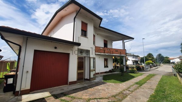 casa indipendente in vendita a Canaro