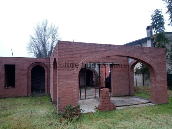 casa indipendente in vendita a Canaro