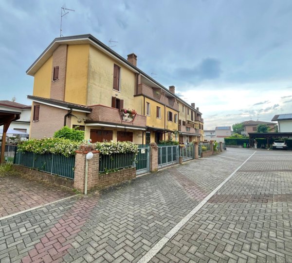 casa indipendente in vendita a Canaro