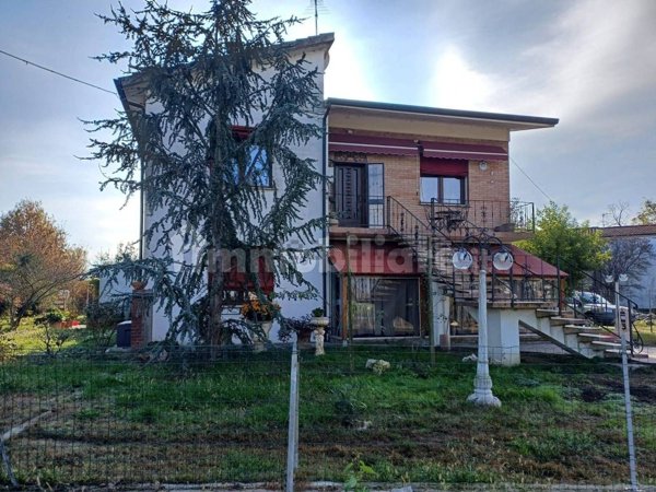 casa indipendente in vendita a Canaro