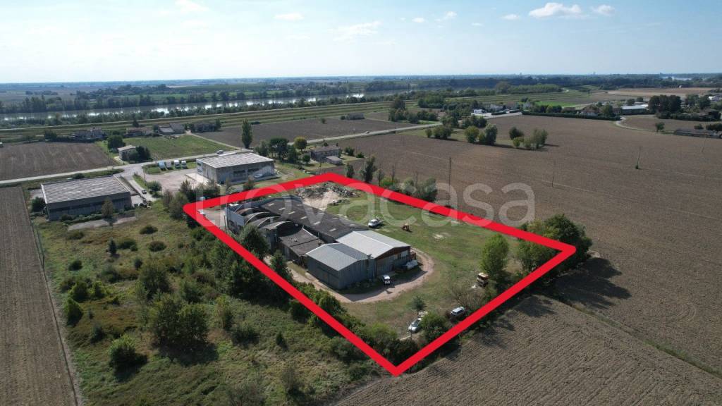 terreno edificabile in vendita a Canaro