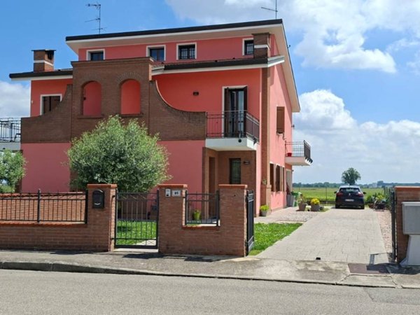 casa indipendente in vendita a Canaro