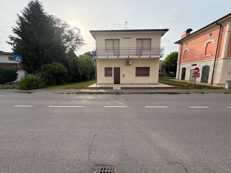 casa indipendente in vendita a Canaro