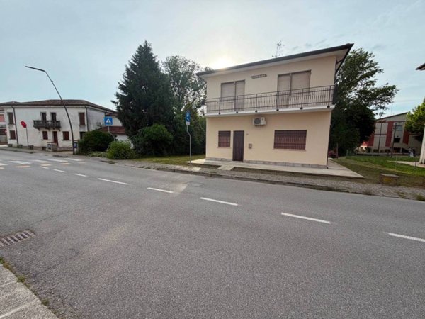 casa indipendente in vendita a Canaro