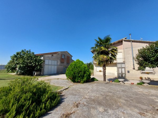 casa indipendente in vendita a Canda