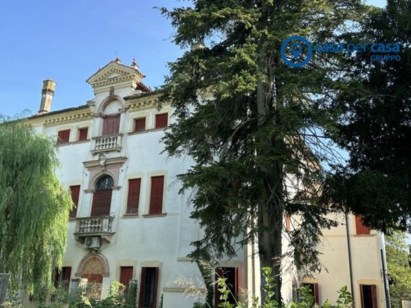 casa indipendente in vendita a Canda