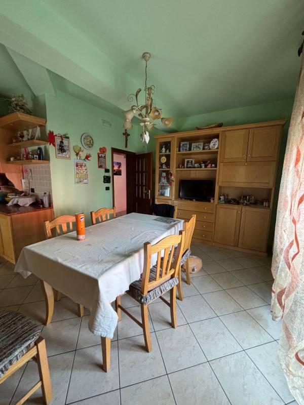 casa indipendente in vendita a Canda