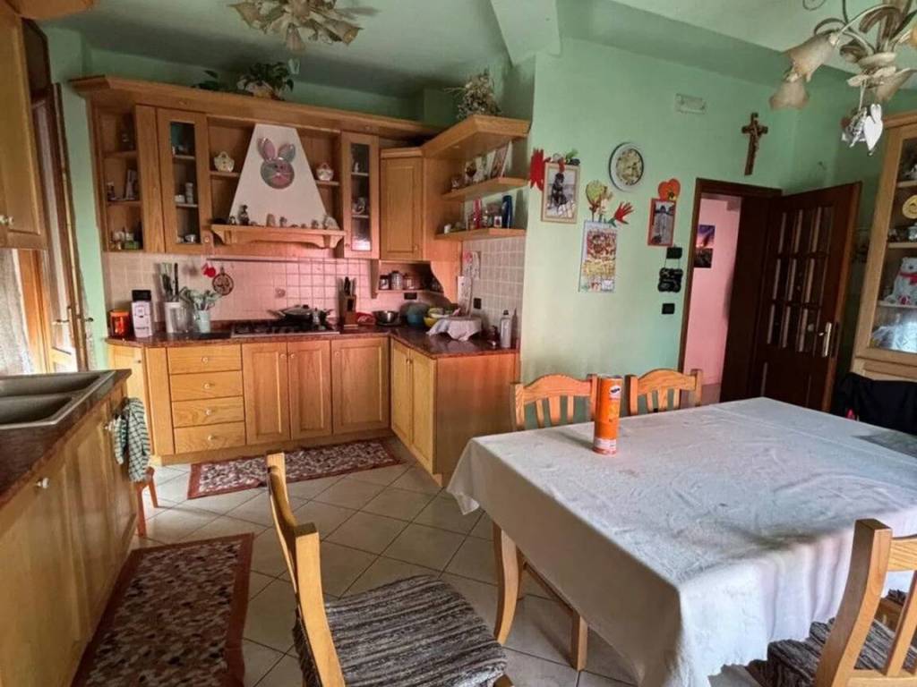 casa indipendente in vendita a Canda