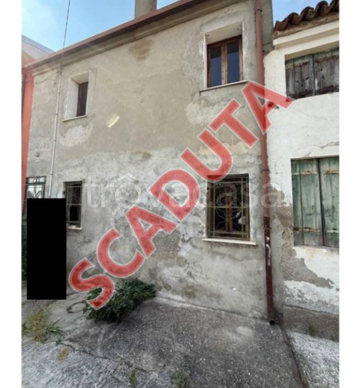 appartamento in vendita a Canda