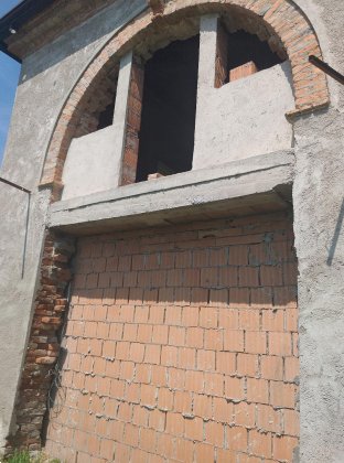 locale di sgombero in vendita a Canda