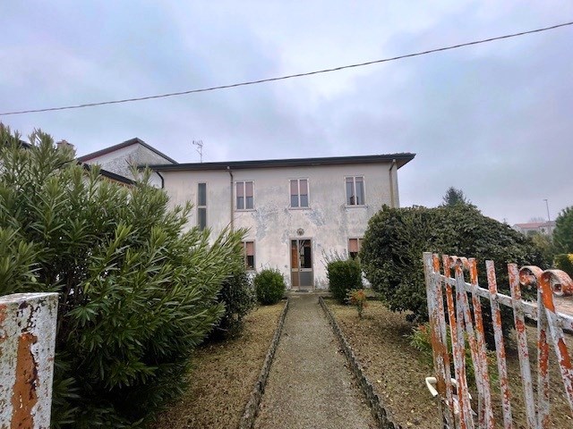 casa indipendente in vendita a Castelguglielmo