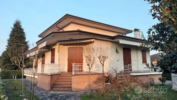 casa indipendente in vendita a Castelguglielmo