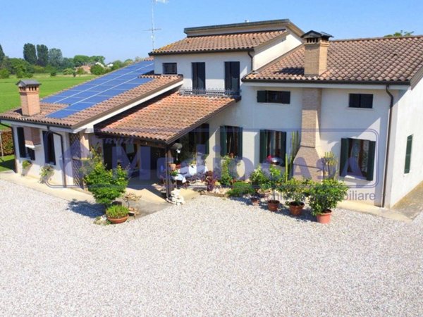 casa indipendente in vendita a Castelguglielmo