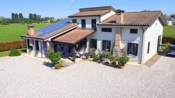 casa indipendente in vendita a Castelguglielmo