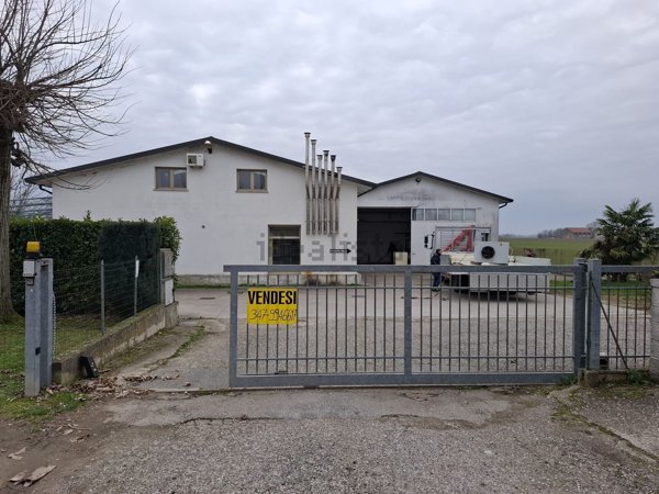 ufficio in vendita a Castelguglielmo