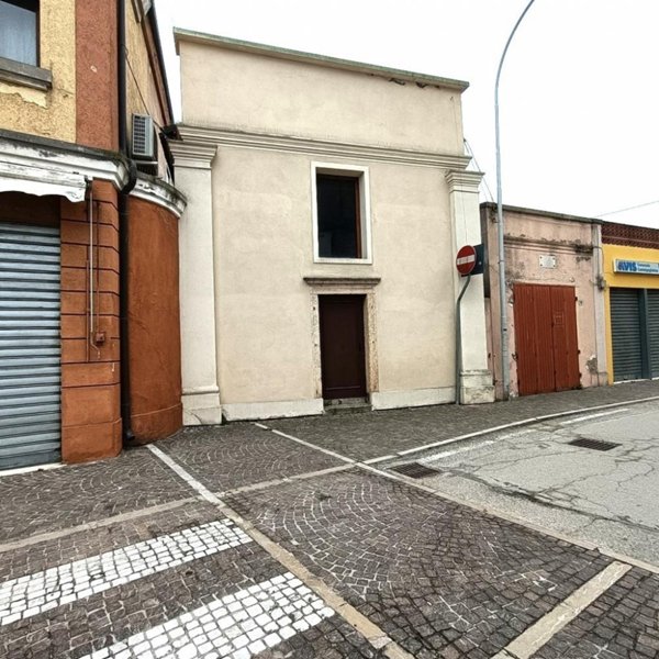 appartamento in vendita a Castelguglielmo