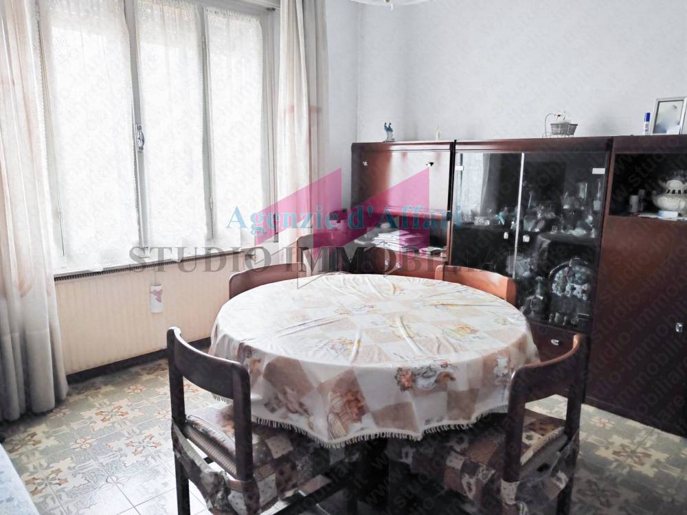 casa indipendente in vendita a Castelmassa