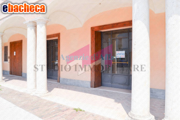 locale commerciale in vendita a Castelmassa
