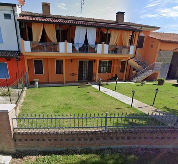 appartamento in vendita a Castelnovo Bariano