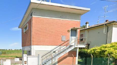 locale commerciale in vendita a Castelnovo Bariano