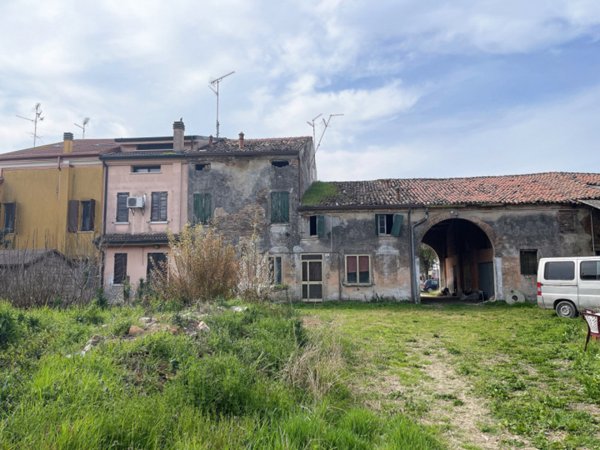 casa indipendente in vendita a Ceneselli