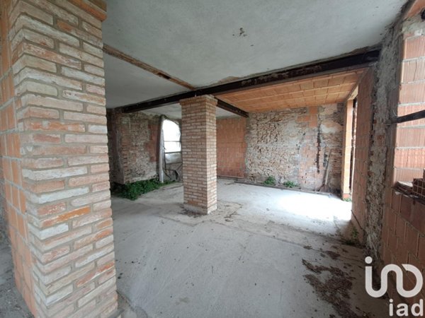 casa indipendente in vendita a Ceregnano