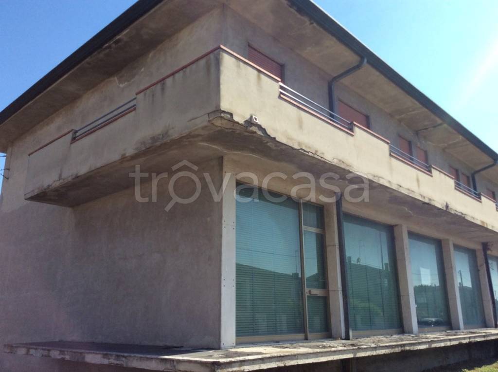 ufficio in vendita a Ceregnano