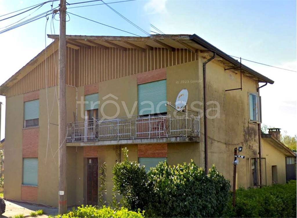 casa indipendente in vendita a Ceregnano