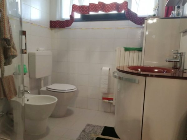 casa indipendente in vendita a Ceregnano